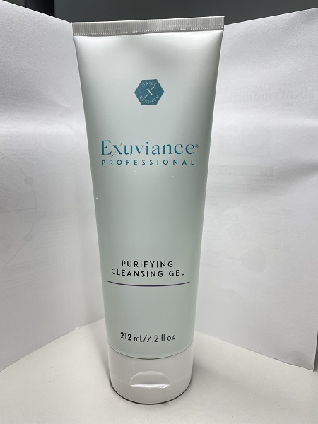 exuviance purifying cleansing gel được người dùng đánh giá cao về công dụng lợi ích