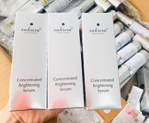  concentrated brightening serum thuộc thương hiệu mỹ phẩm sakura
