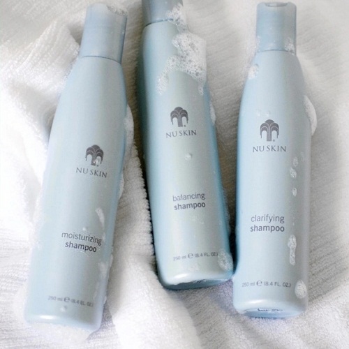 moisturizing shampoo nuskin giúp phục hồi hư tổn dưỡng ẩm cho mái tóc